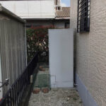 老朽化した旧型エコキュート：写真２