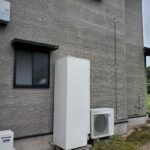 老朽化した旧型エコキュート:写真1