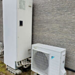 老朽化した旧型エコキュート:写真2